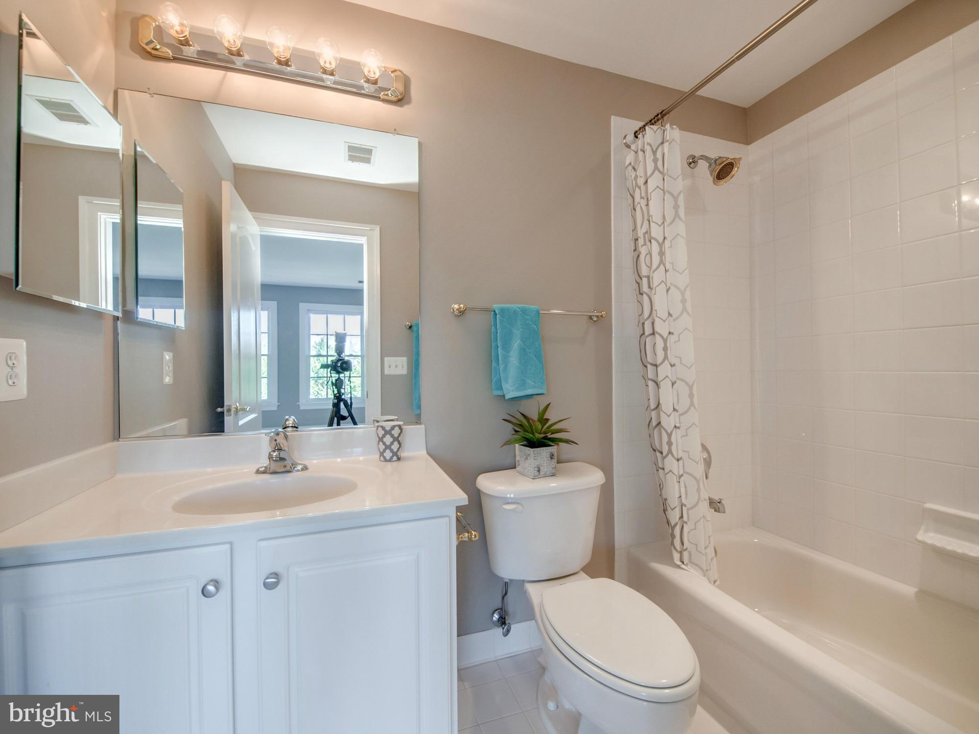 CAMERON STATION - Residential