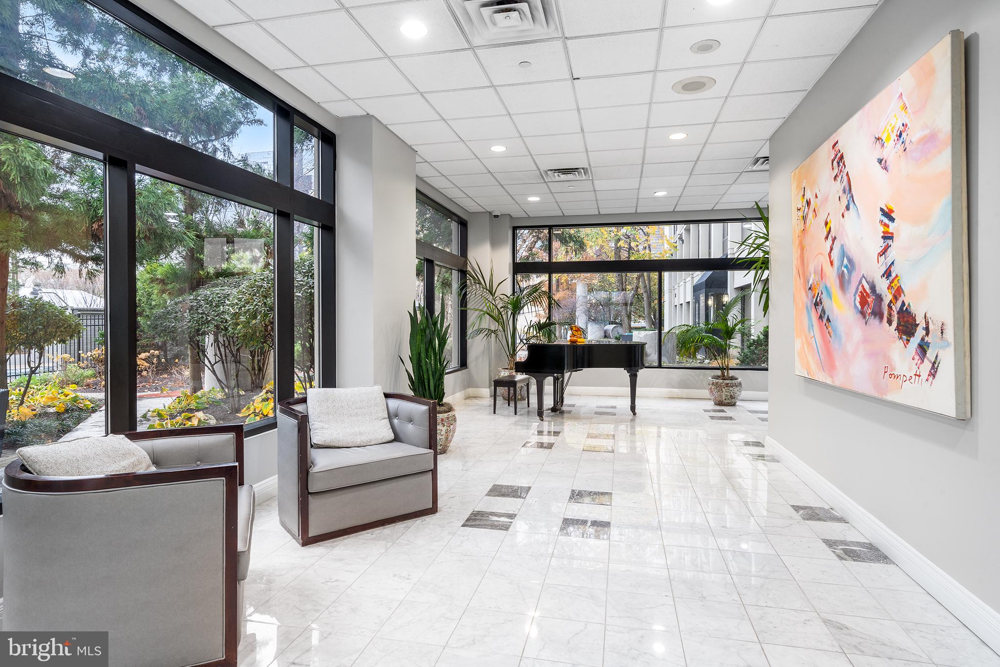 ART MUSEUM AREA - Residential