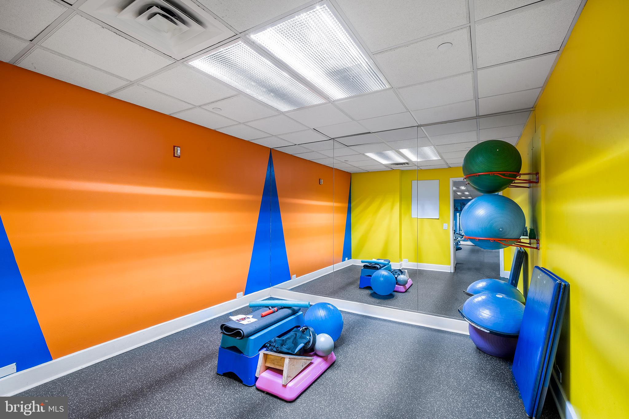 ART MUSEUM AREA - Residential