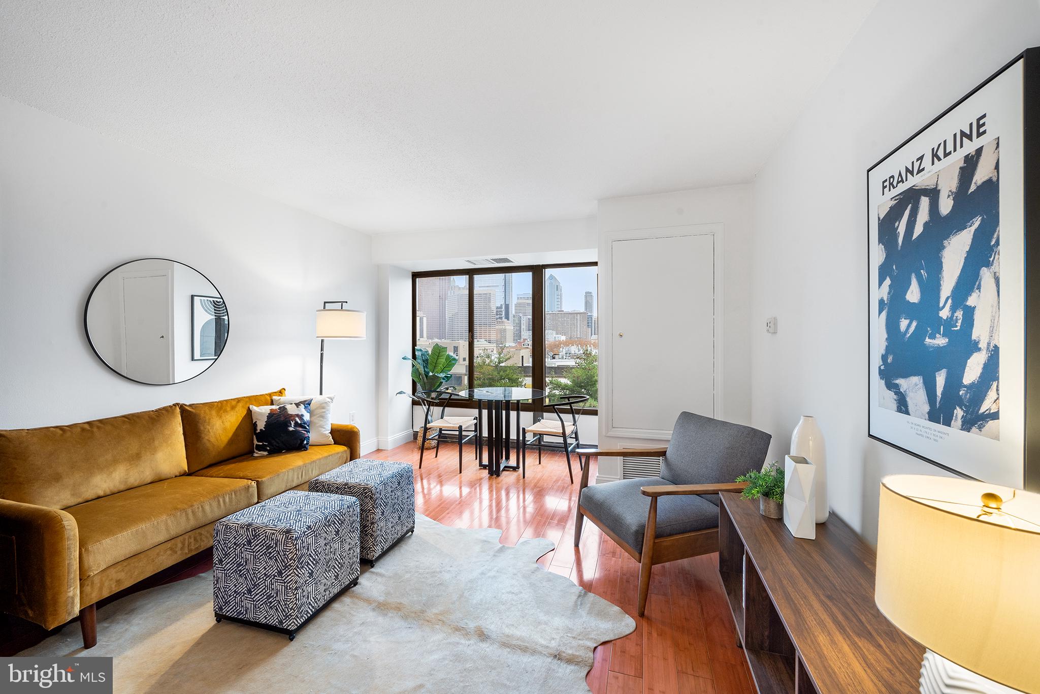 ART MUSEUM AREA - Residential