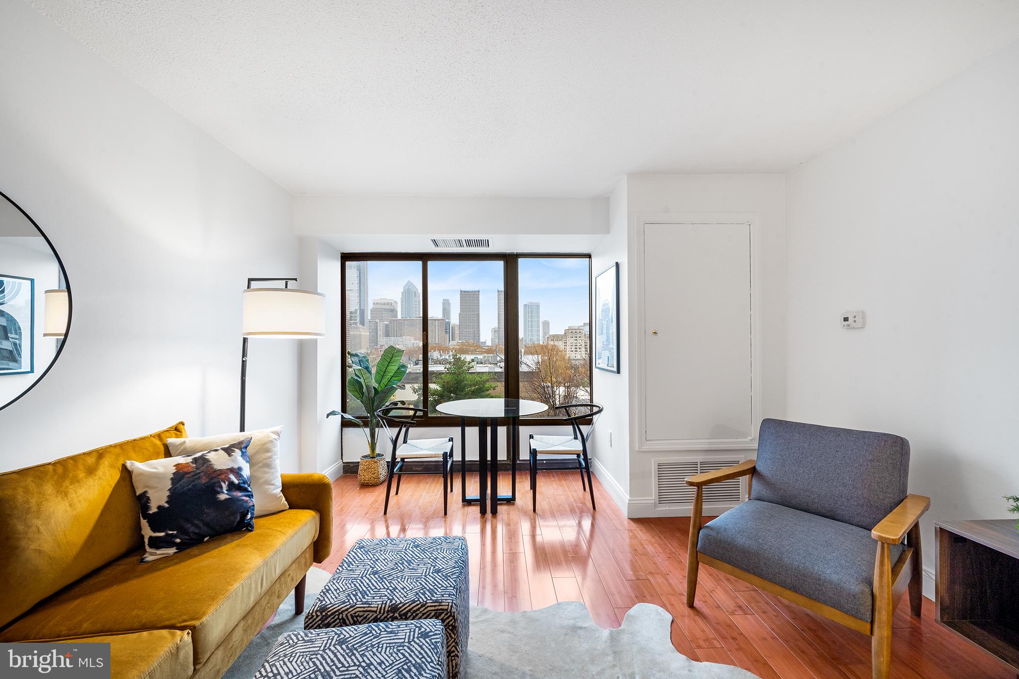 ART MUSEUM AREA - Residential