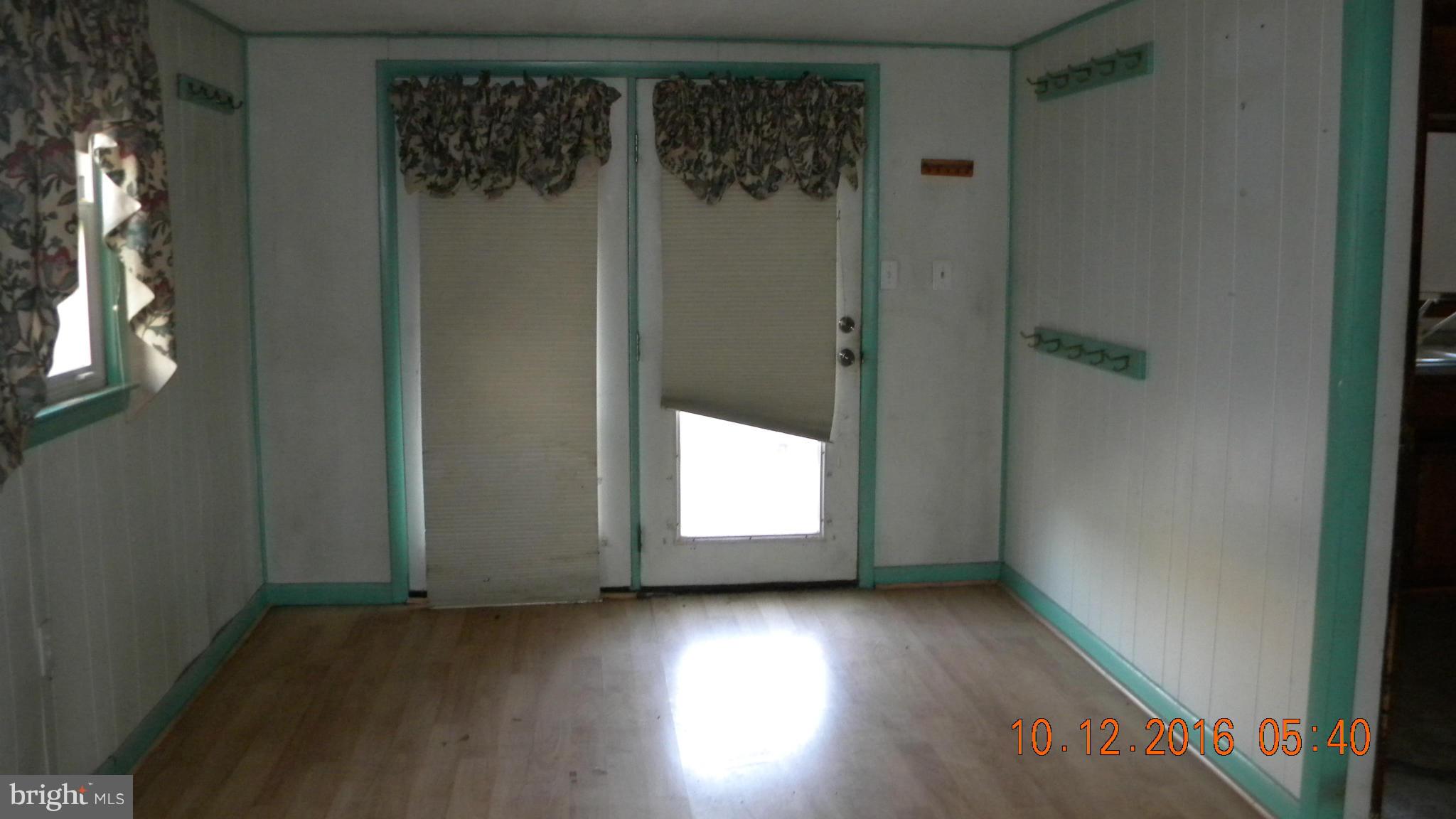 HAMPSTEAD - Residential