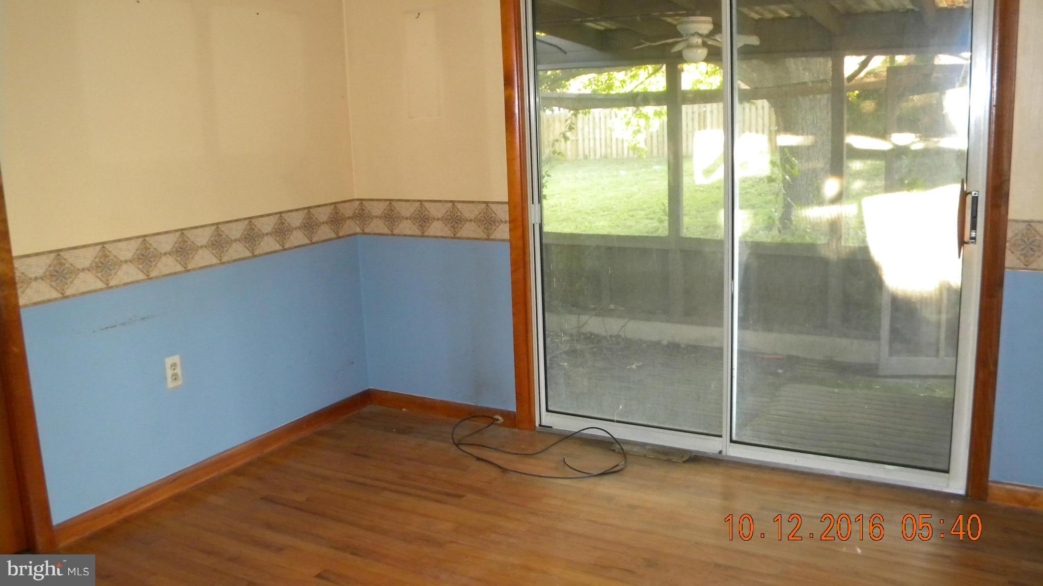 HAMPSTEAD - Residential