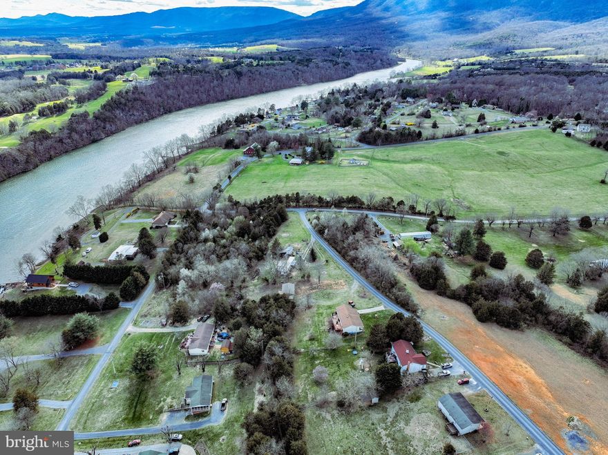 Three Adjacent One-Acre Lots in River Community! INVESTOR/BUILDER OPPORTUNITY!!!
Discover your own slice of paradise with this exceptional real estate opportunity! Nestled in a serene river community, these three adjacent one-acre lots offer a unique blend of space, privacy, and natural beauty. Walking distance to community access to the Shenandoah River! This listing includes an AS-IS 3-bedroom, 3-bathroom mobile home. Seller makes no representation to the condition of mobile home. Tenants currently occupy the mobile home. MOBILE HOME IS AS-IS!  PLEASE DO NOT WALK PROPERTY WITHOUT YOUR BUYERS AGENT!!!
These one-acre lots give you the freedom to create the ultimate outdoor retreat, build your dream home or family compound!  Imagine the possibilities! Schedule your private showing today. 
Cash or private financing only.