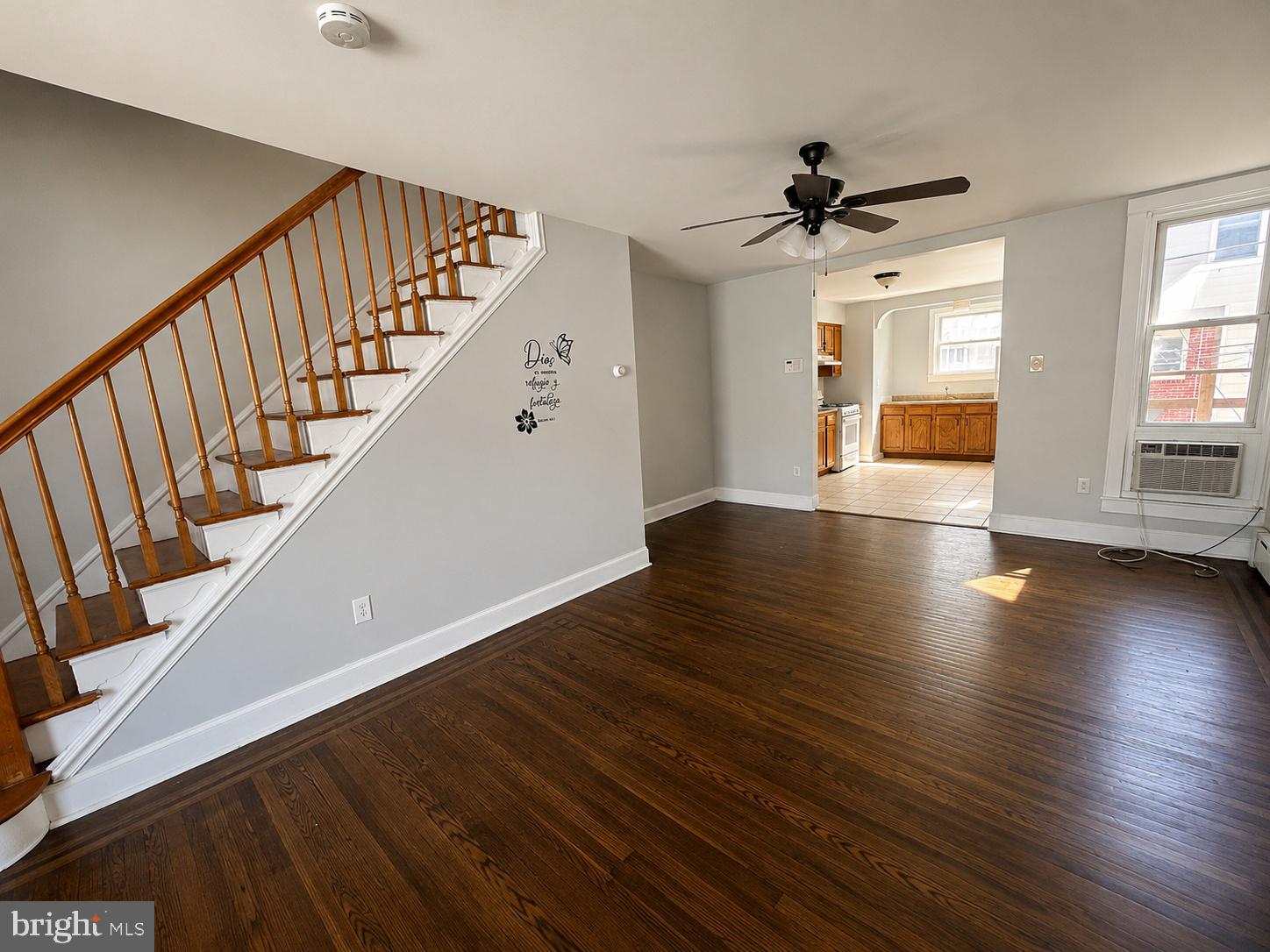 850 BRIDGE STREET