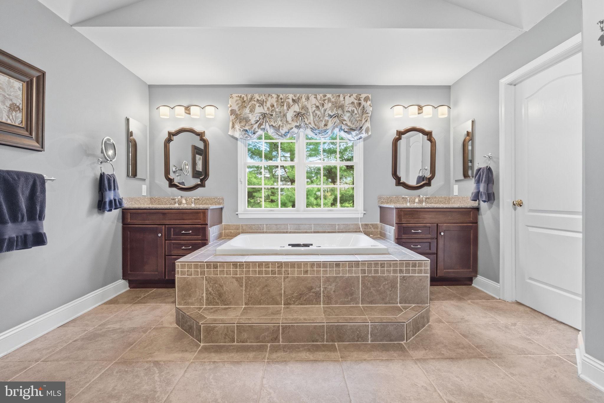 BRANDYWINE RIVER E - Residential