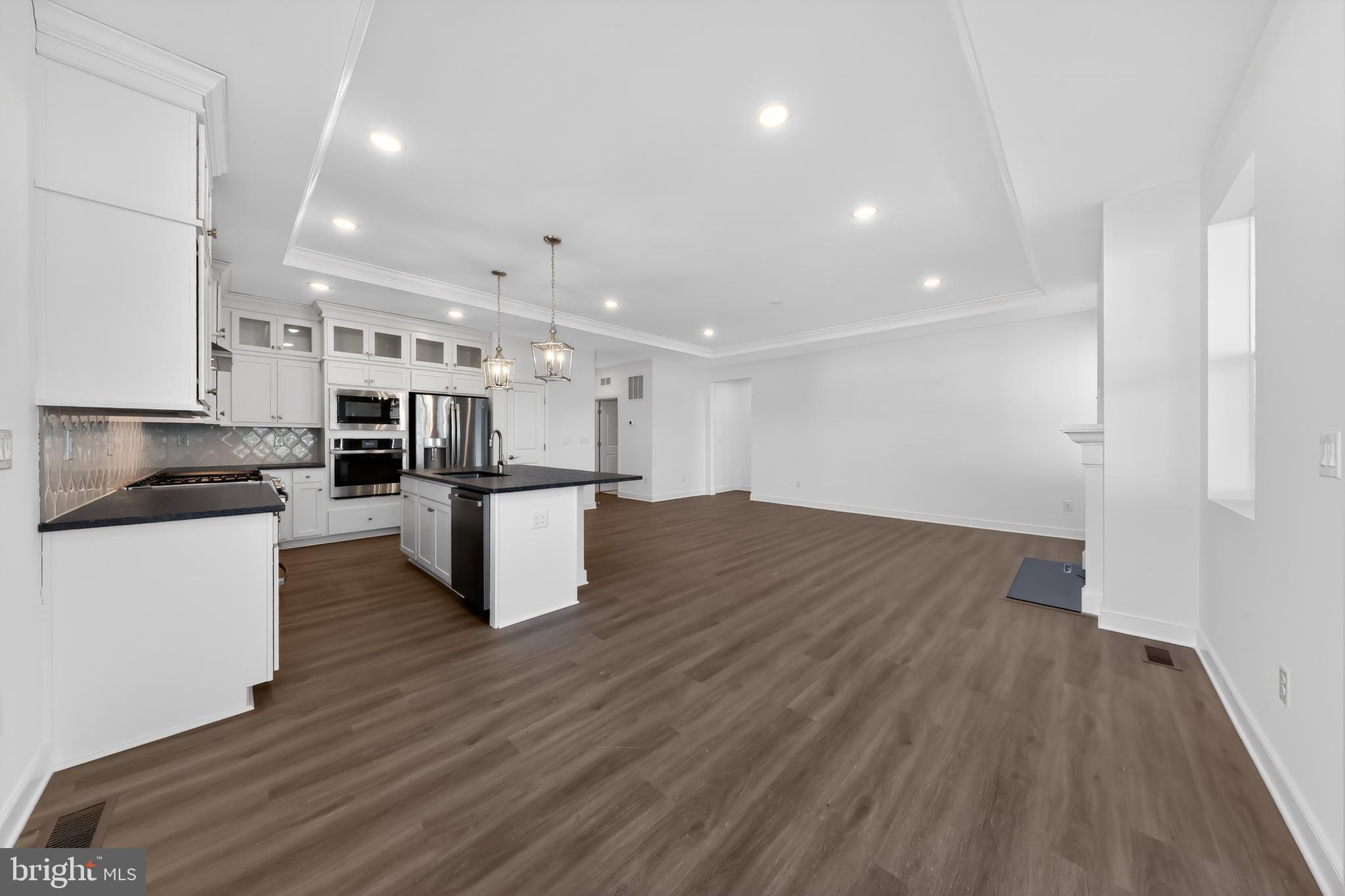 FOUR SEASONS AT HATTERAS HILLS - Residential