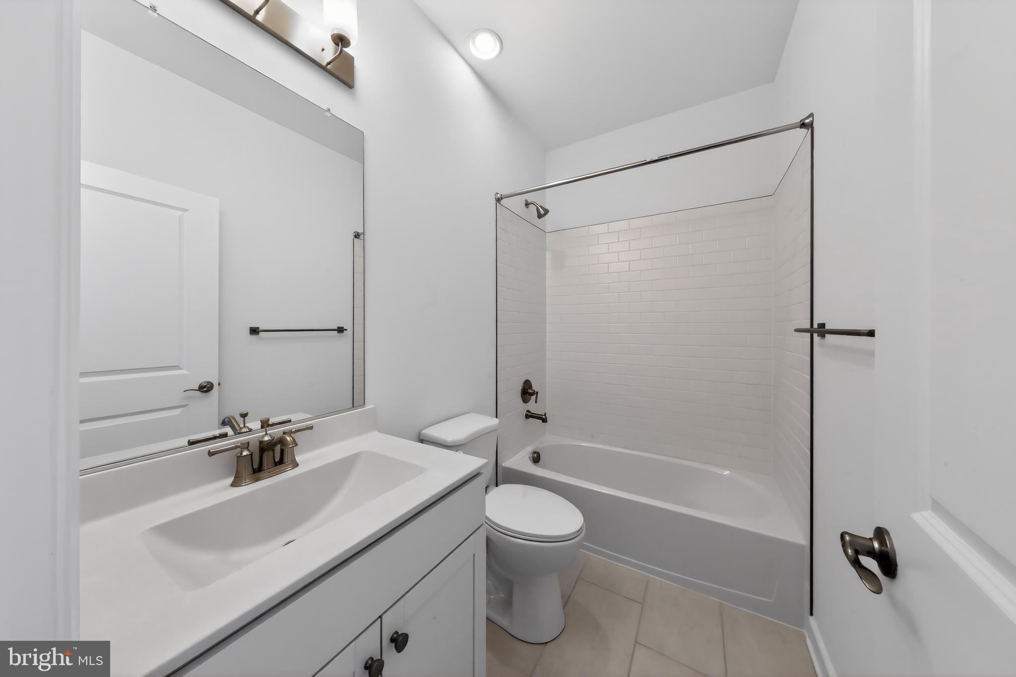 FOUR SEASONS AT HATTERAS HILLS - Residential