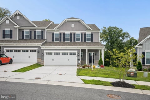 Townhouse For Sale - 2820 Town View Circle<br/> Carroll County, NEW WINDSOR, MD 21776