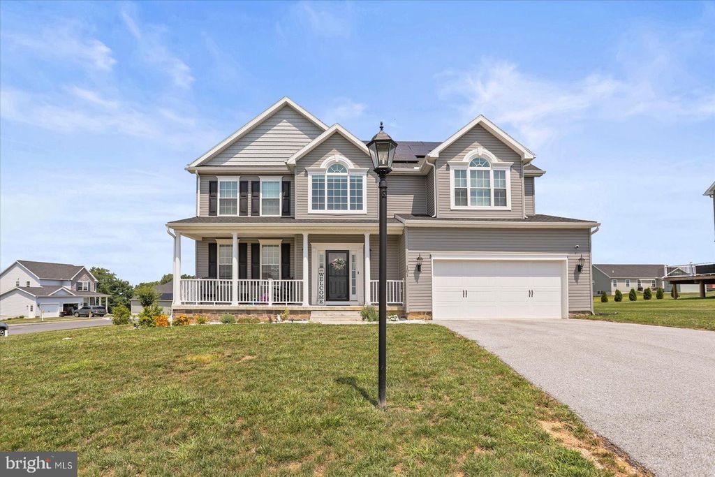 Photo of 101 Granbury Xing #129, HANOVER, PA 17331 (MLS # PAYK2087334)