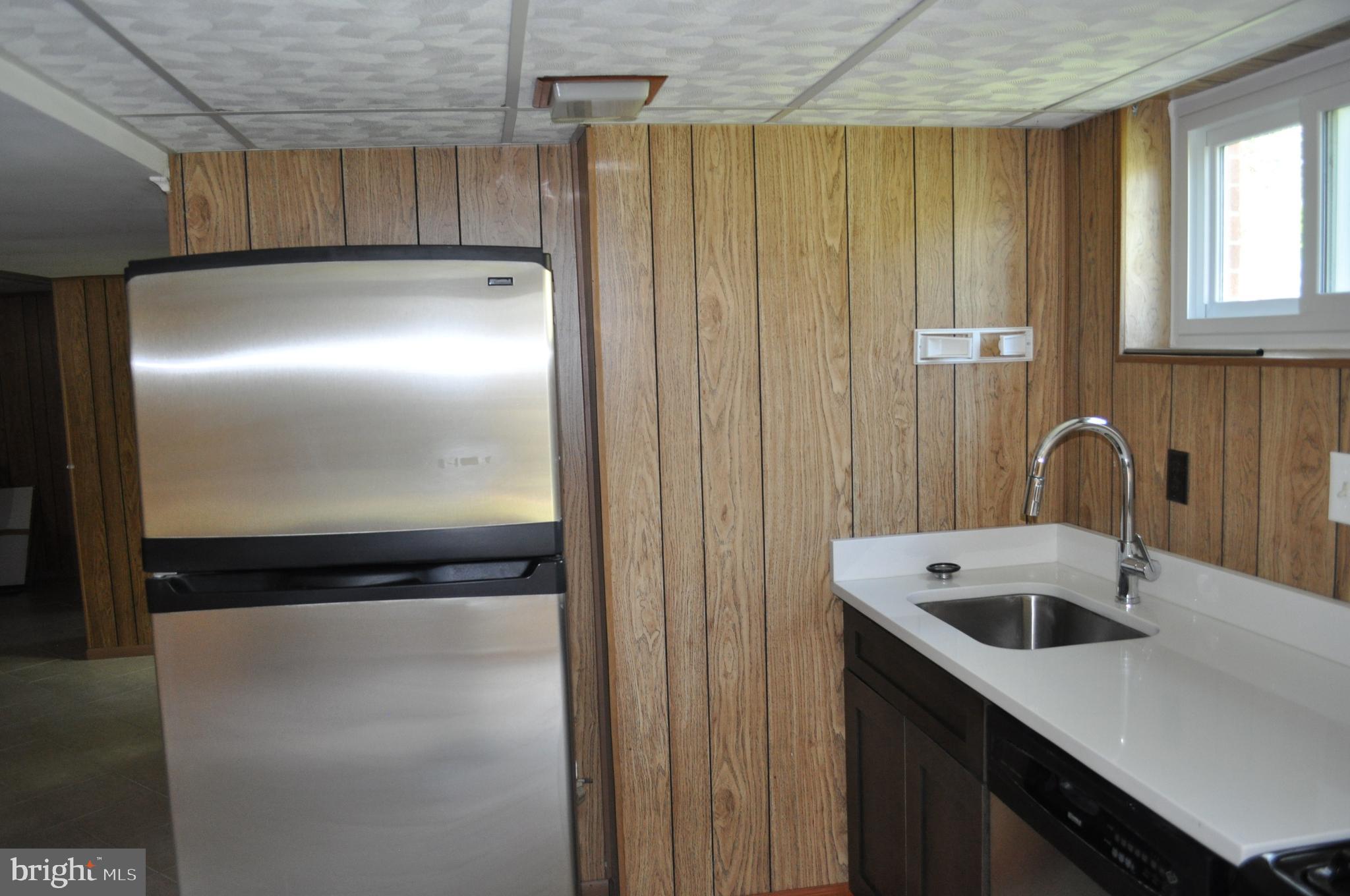 REGENCY ESTATES - Residential Lease