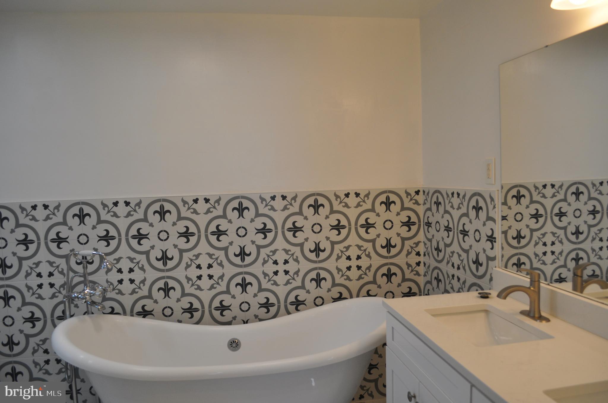 REGENCY ESTATES - Residential Lease