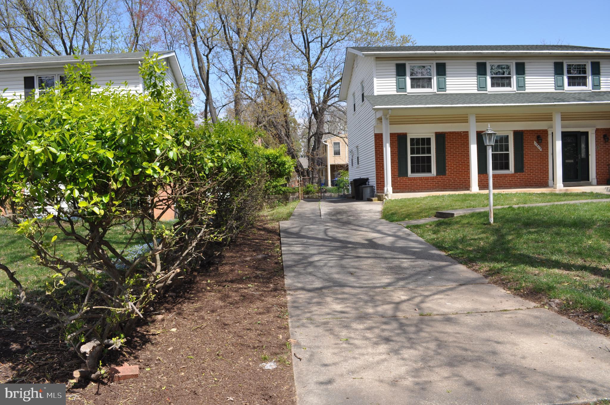 REGENCY ESTATES - Residential Lease