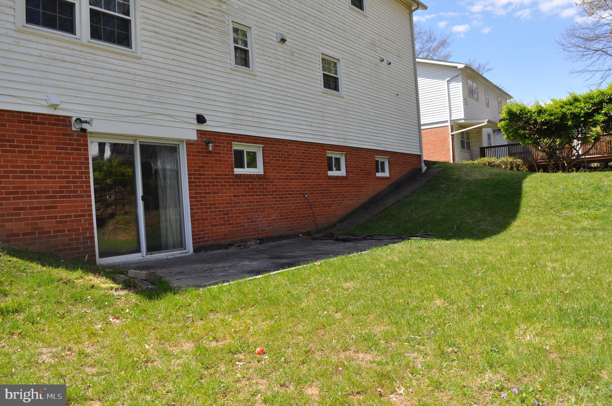 REGENCY ESTATES - Residential Lease