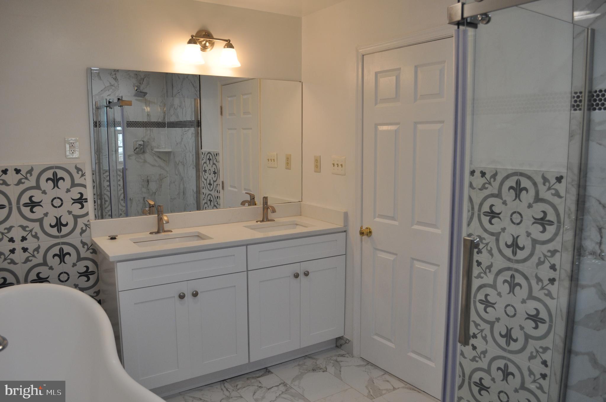 REGENCY ESTATES - Residential Lease