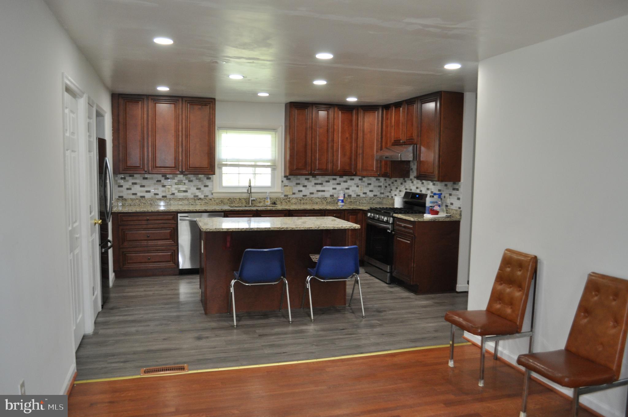 REGENCY ESTATES - Residential Lease