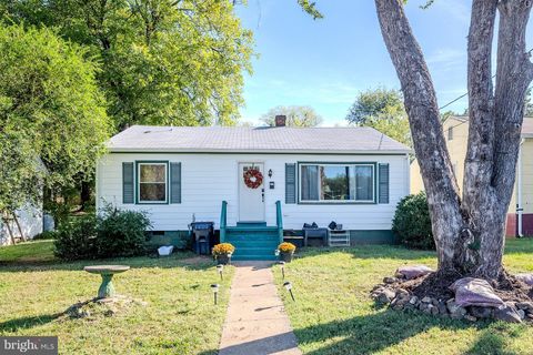 Homes For Sale - 255 Montevista Avenue<br/> Orange County, ORANGE, VA 22960