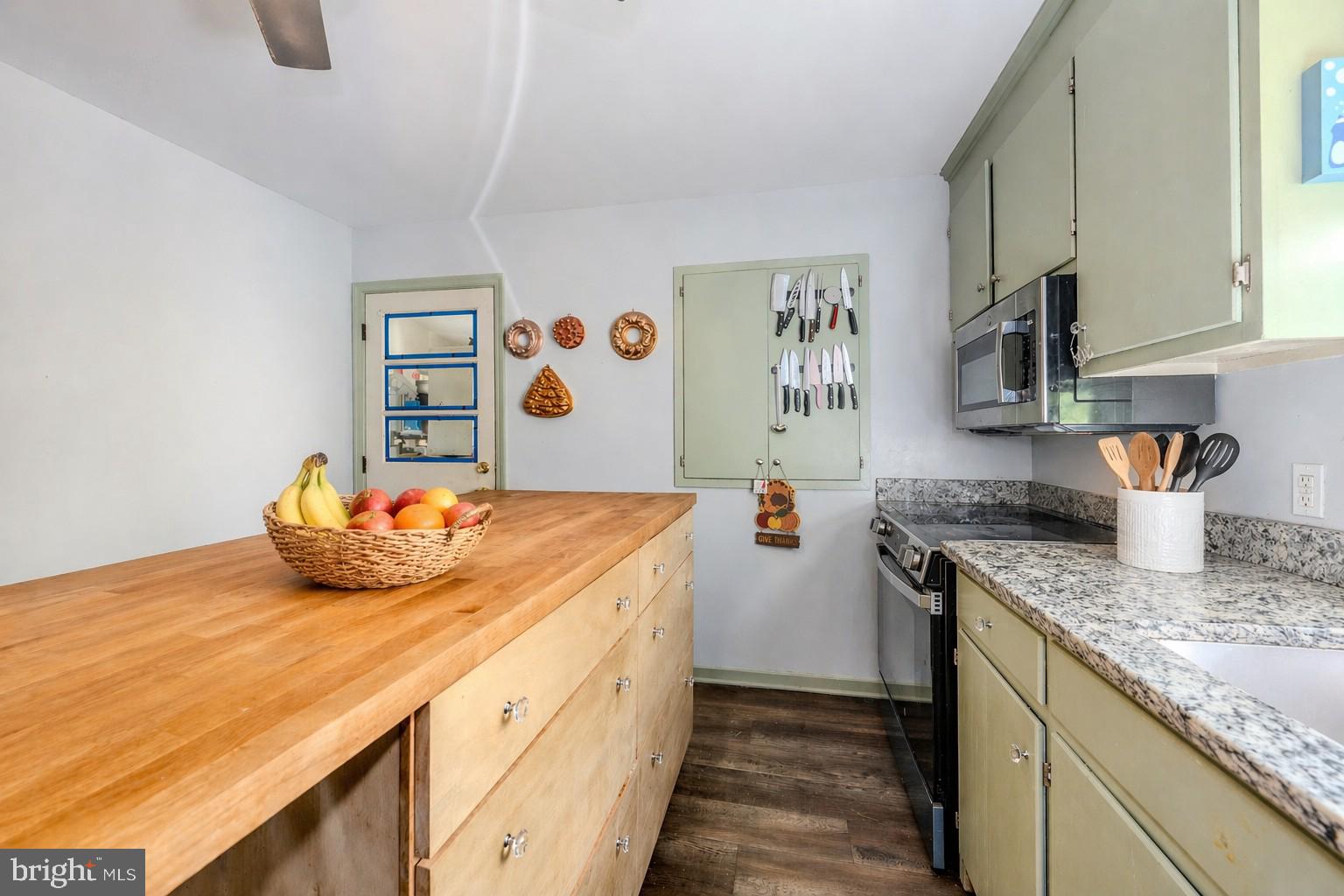 JOHNSON VILLAGE - Residential