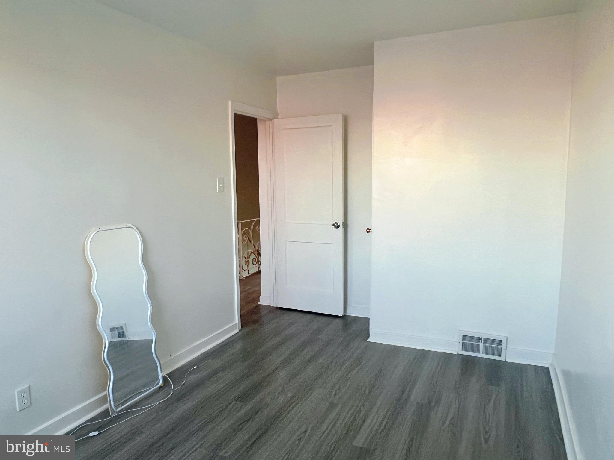 MAYFAIR - Residential