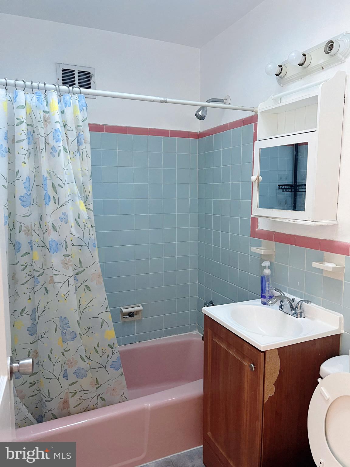 MAYFAIR - Residential