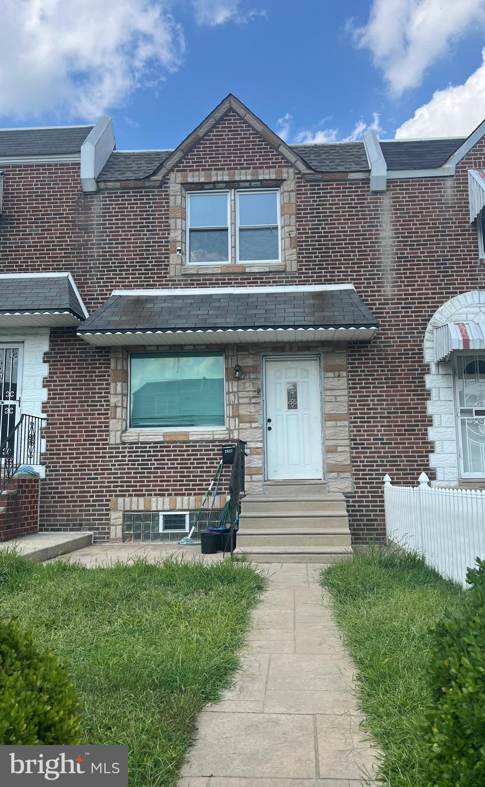 MAYFAIR - Residential