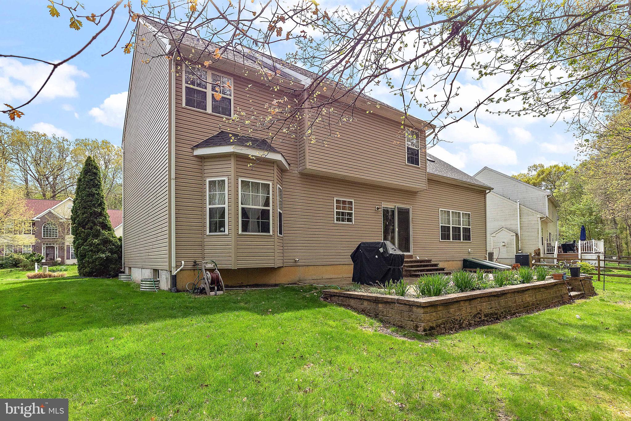 DEERBORNE WOODS - Residential