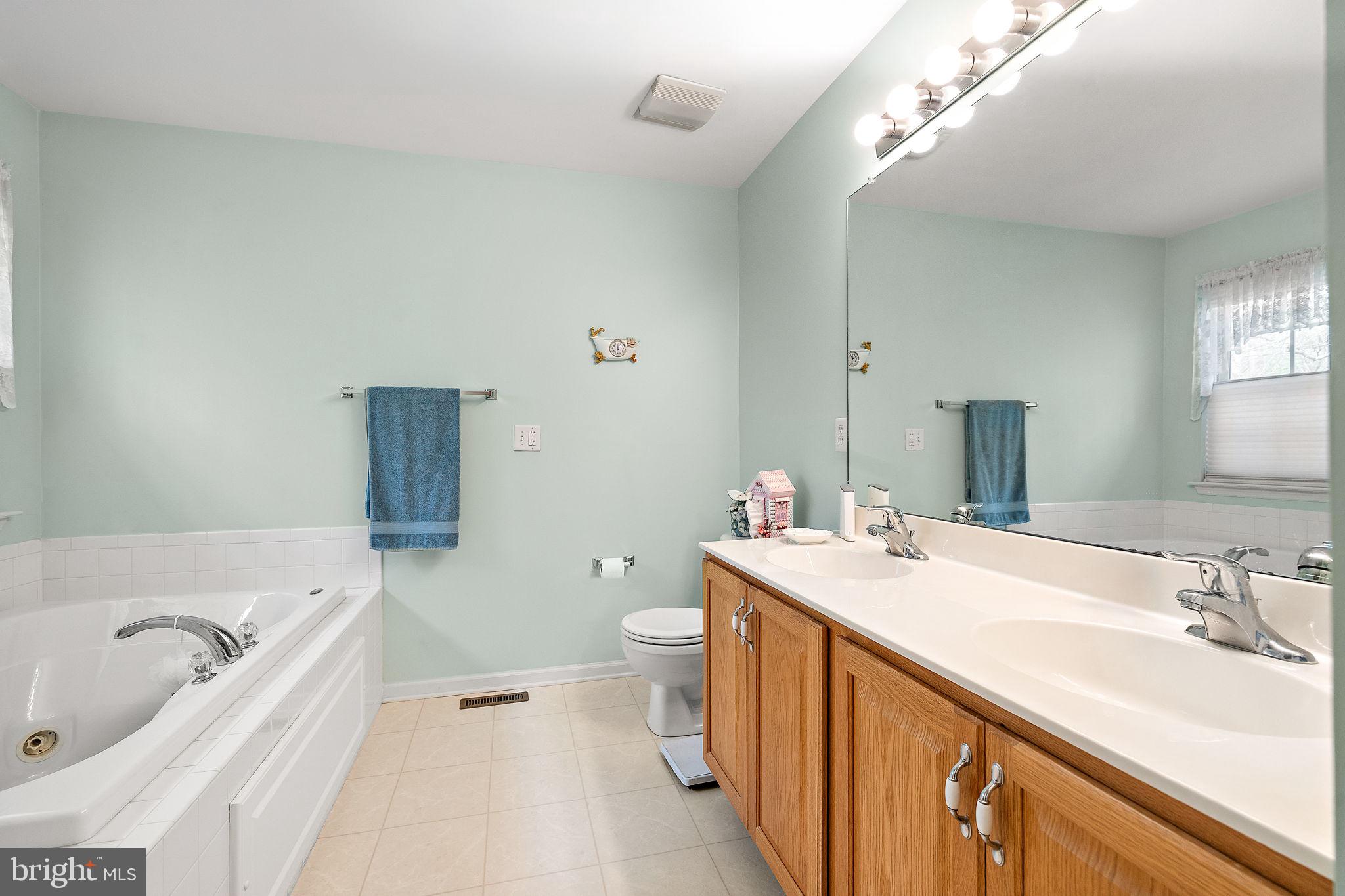 DEERBORNE WOODS - Residential