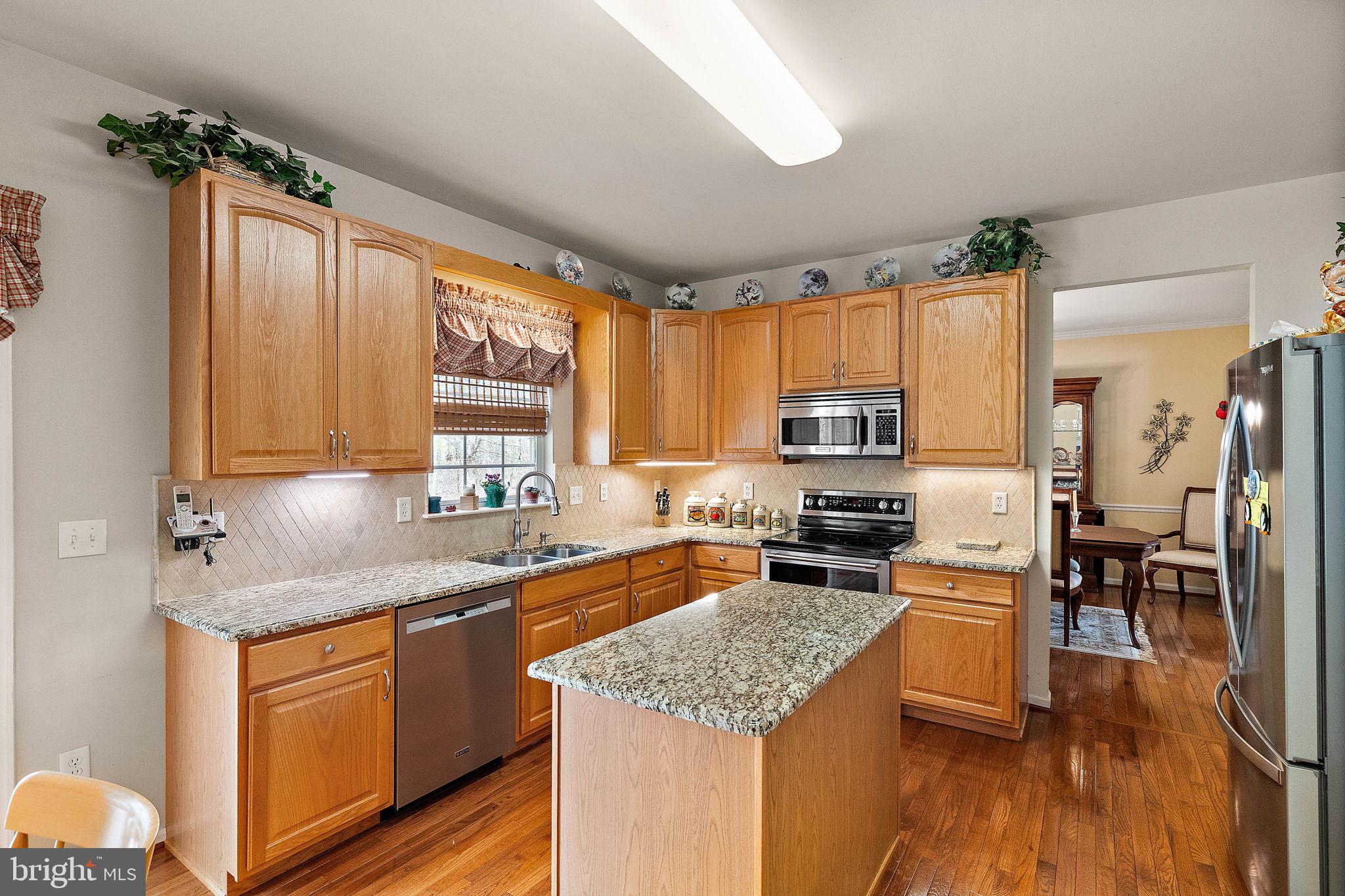 DEERBORNE WOODS - Residential