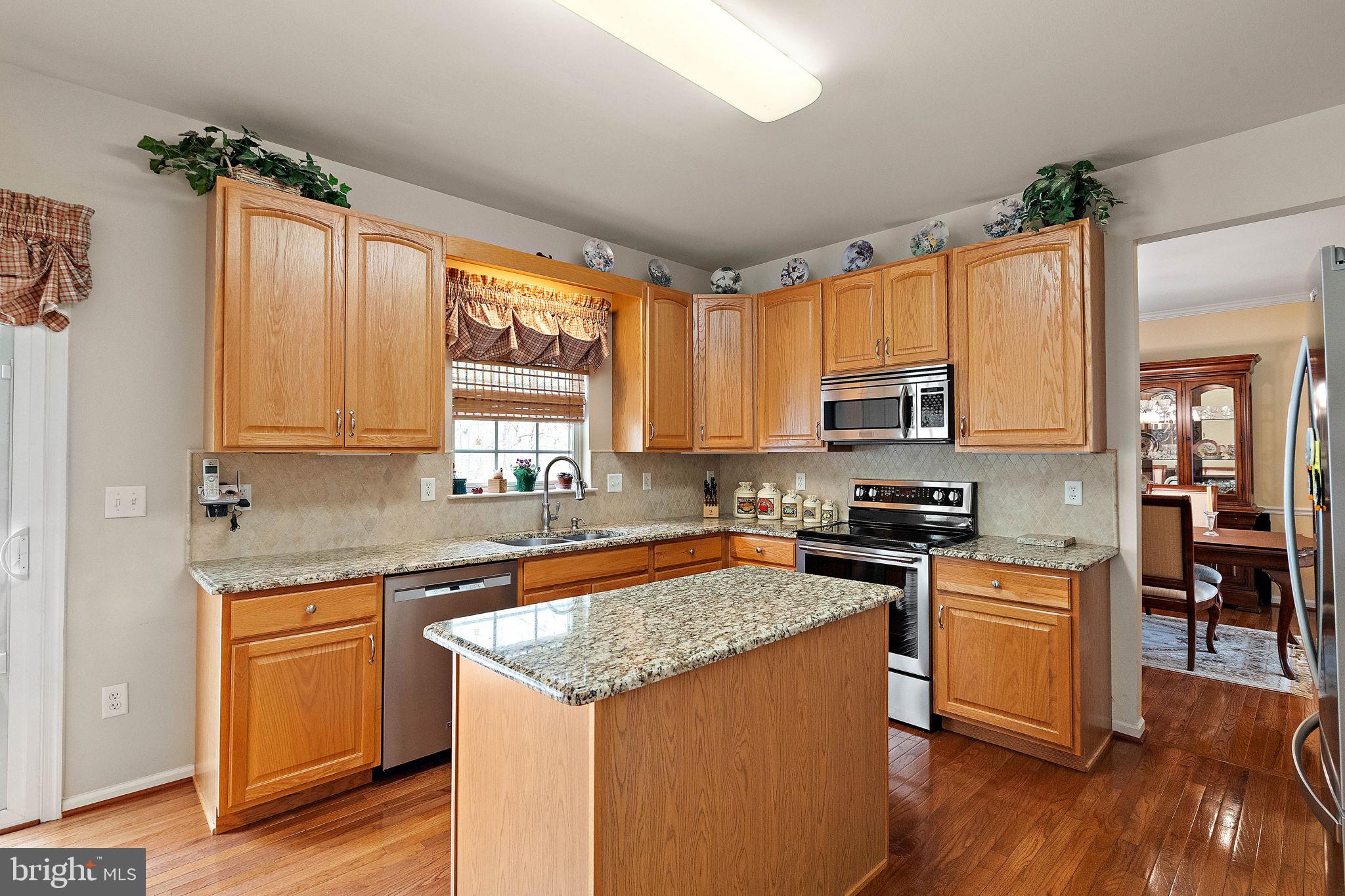 DEERBORNE WOODS - Residential