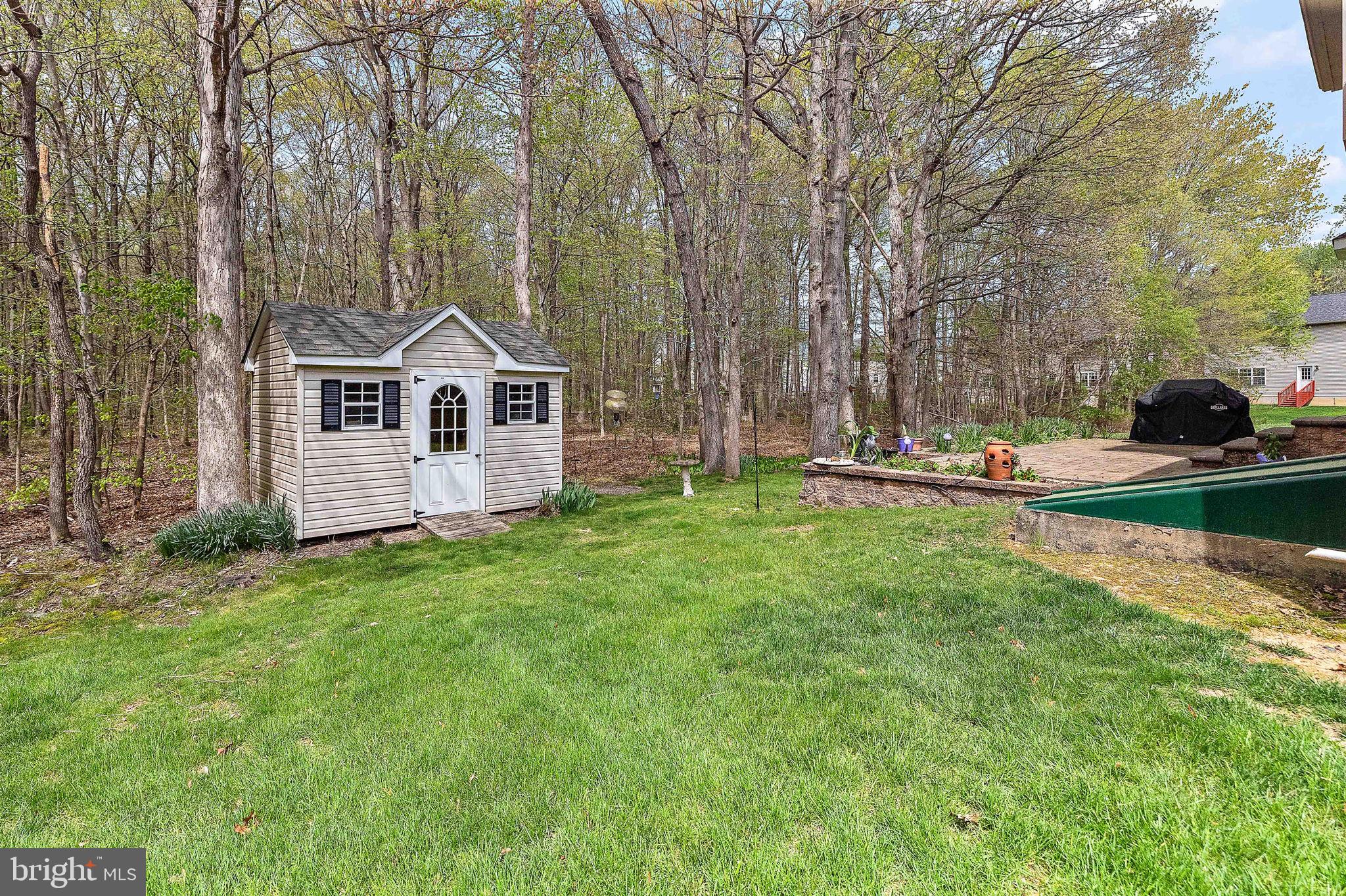 DEERBORNE WOODS - Residential