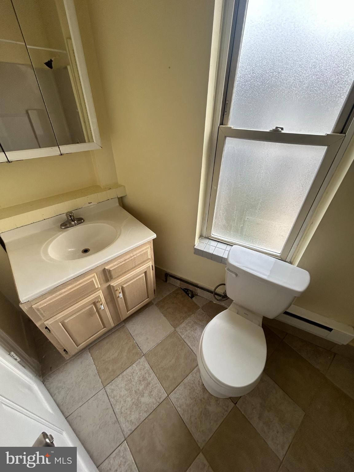 ROSEWOOD GLEN - Residential Lease