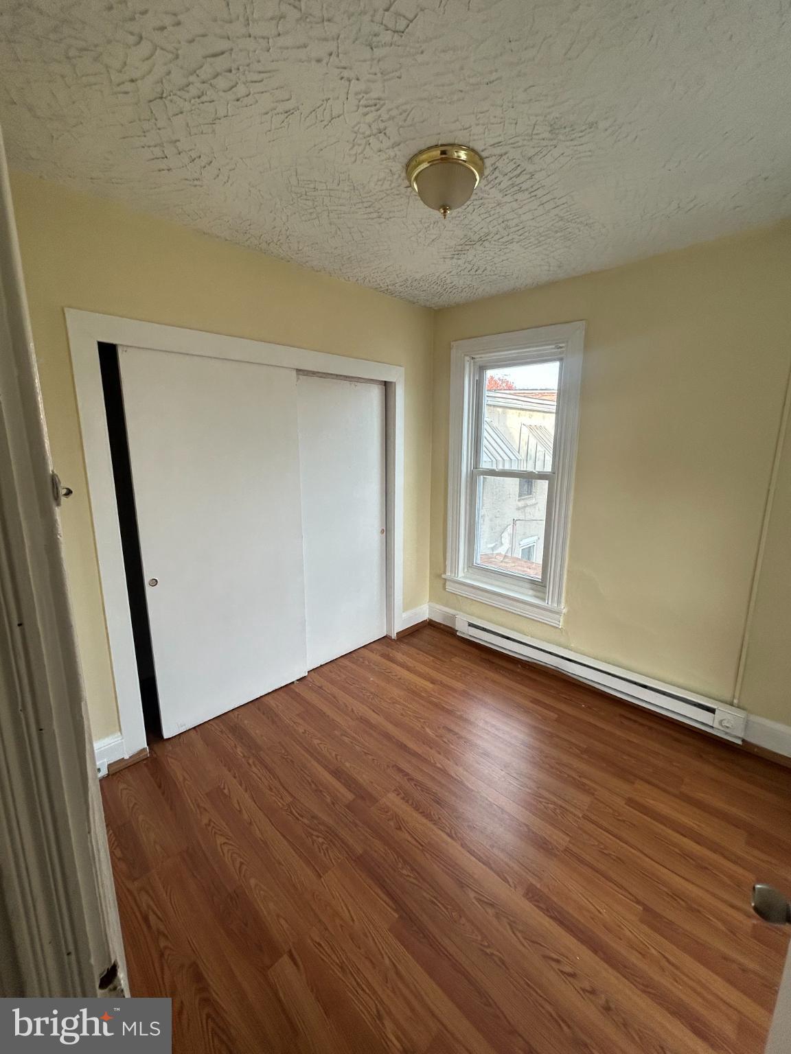 ROSEWOOD GLEN - Residential Lease