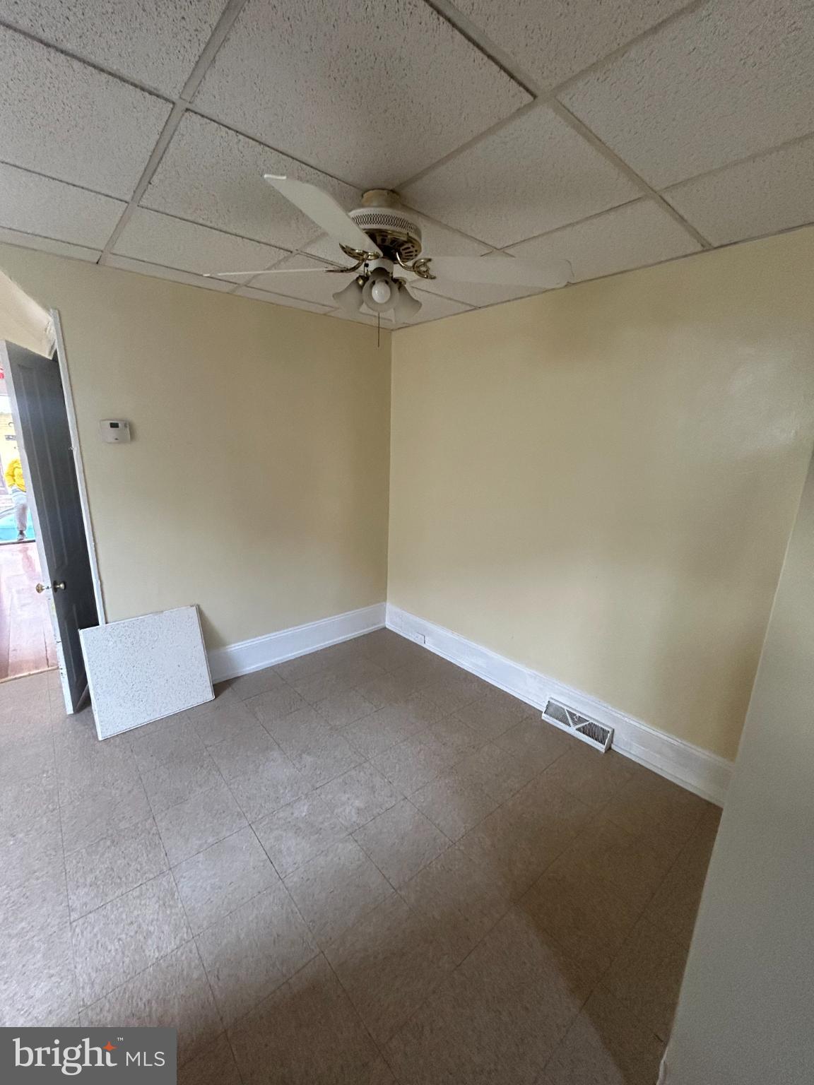 ROSEWOOD GLEN - Residential Lease