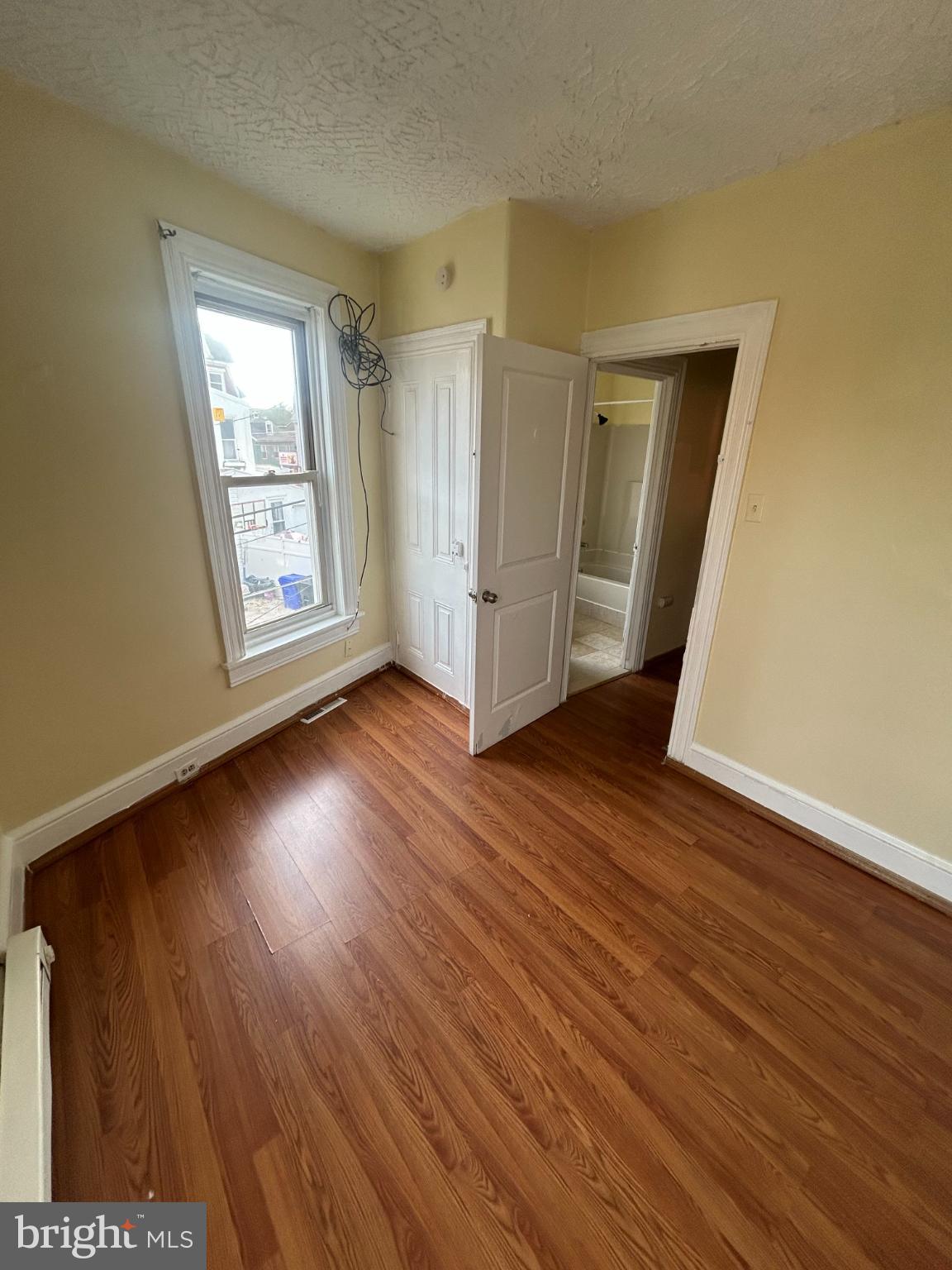 ROSEWOOD GLEN - Residential Lease