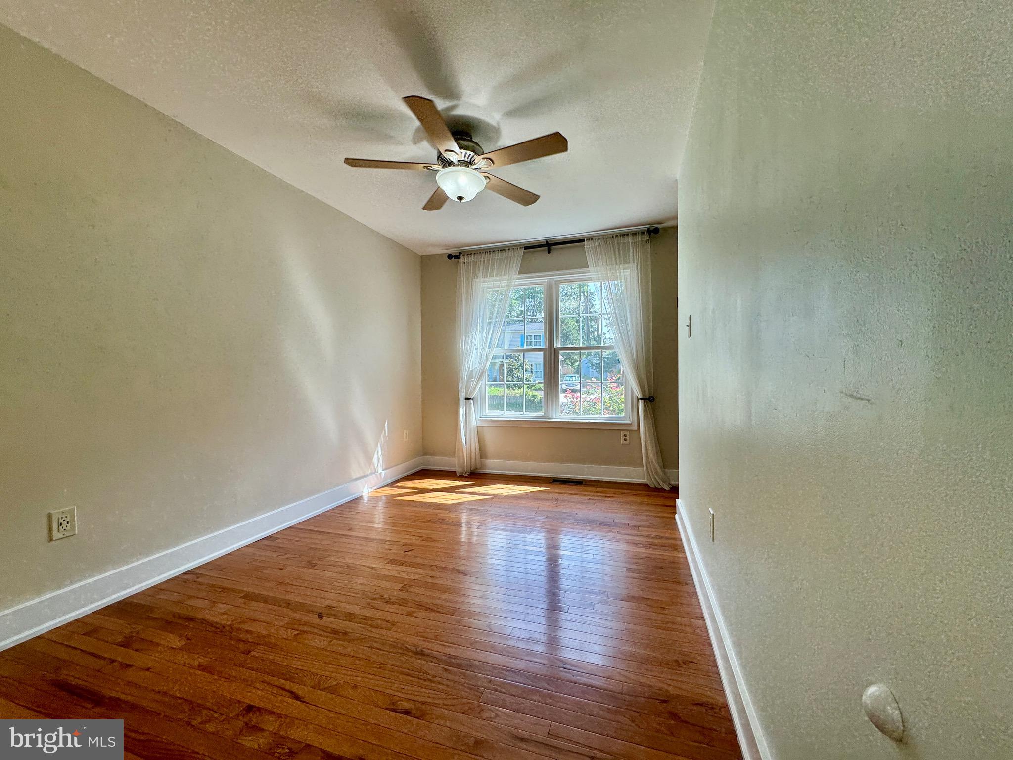 DALE CITY - Residential Lease