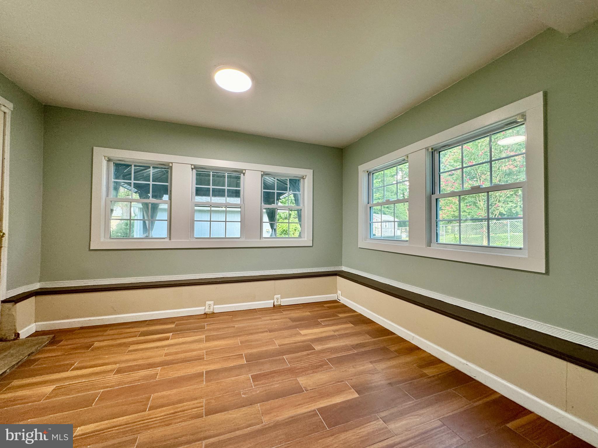 DALE CITY - Residential Lease