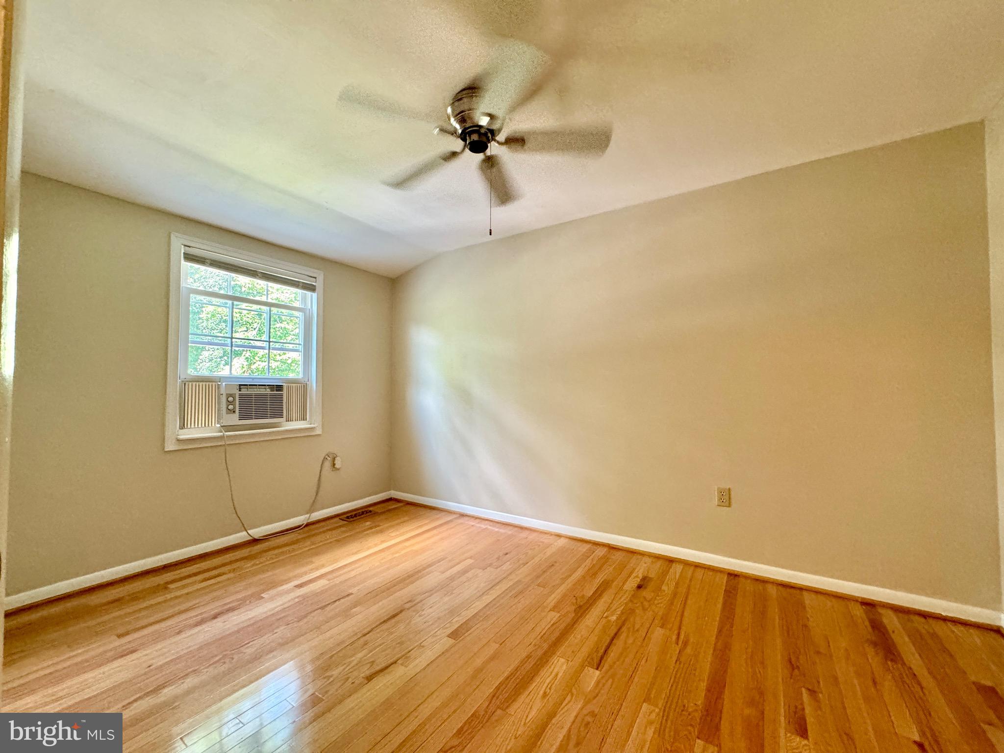 DALE CITY - Residential Lease