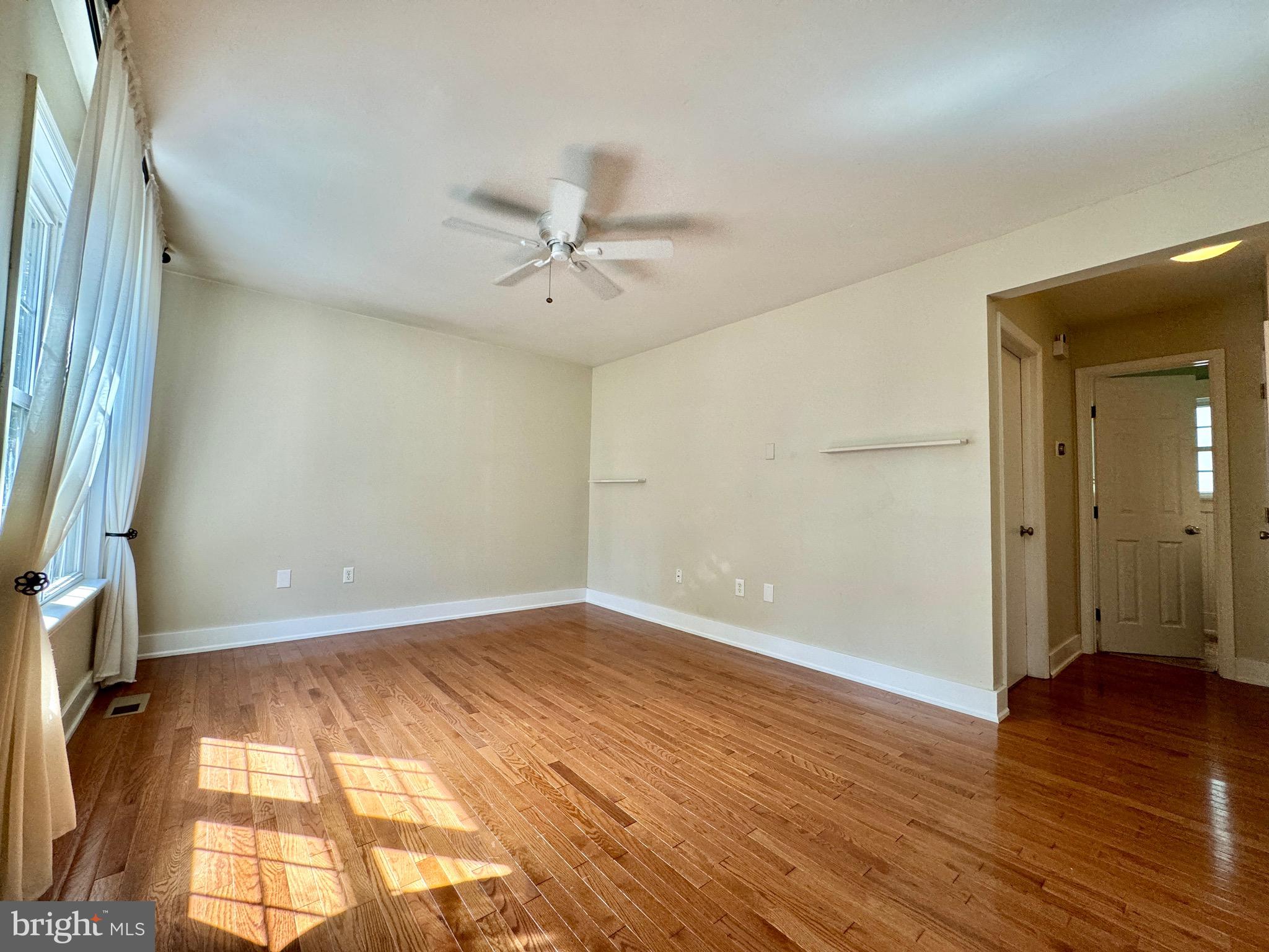 DALE CITY - Residential Lease