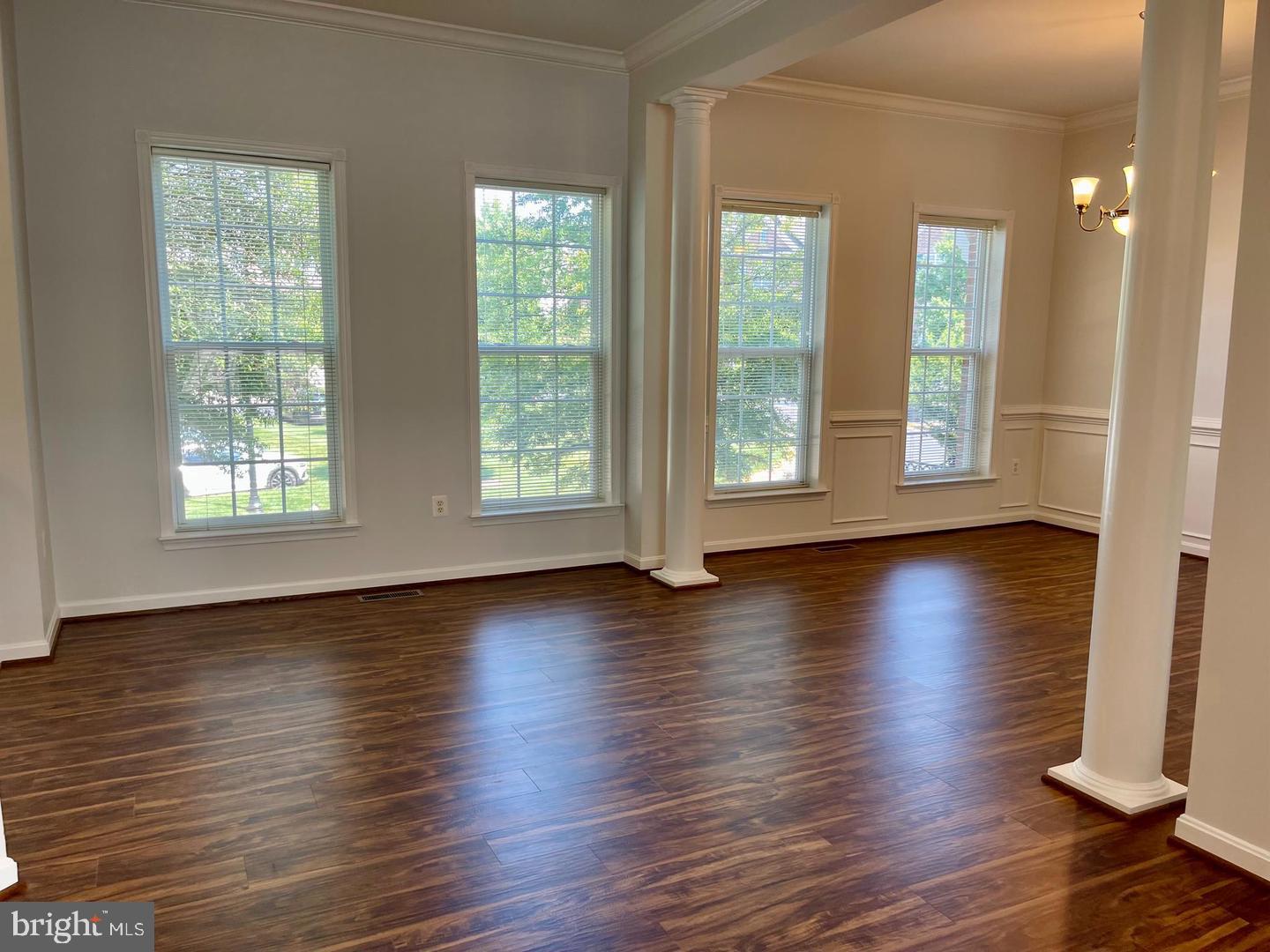 2405 CYPRESS GREEN LANE