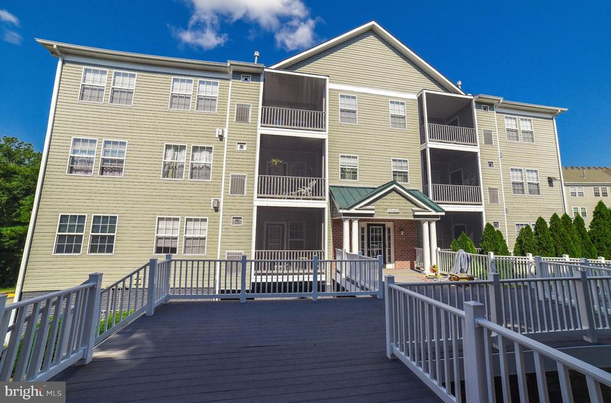 Looking for an easier way of life?  Wonderful main level, well maintained condominium. No grass to cut, no snow to shovel, no exterior maintenance to worry about. Nothing to do, but move right in. Covered parking, screened porch, pool access  Spacious ma br/bath,lg closets Gas FP, granite counters,wood floors. Close to Pax River NAVAIR, & shopping centers