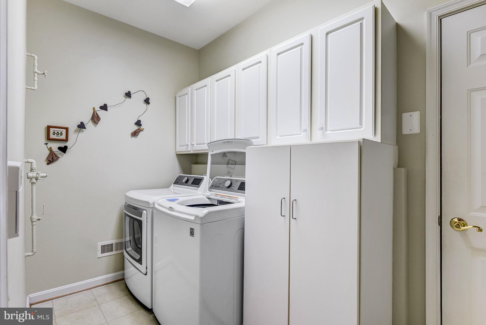 DUNBARTON - Residential