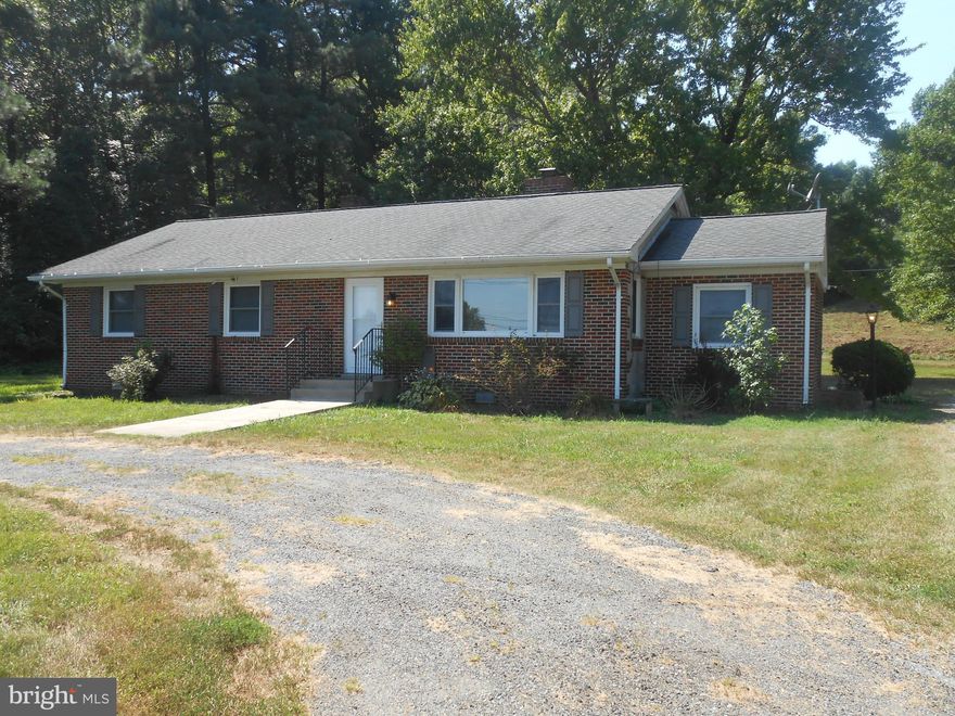 Real neat and clean 3 bedroom 2 bath , fireplace Rambler.  Pets are a case by case.