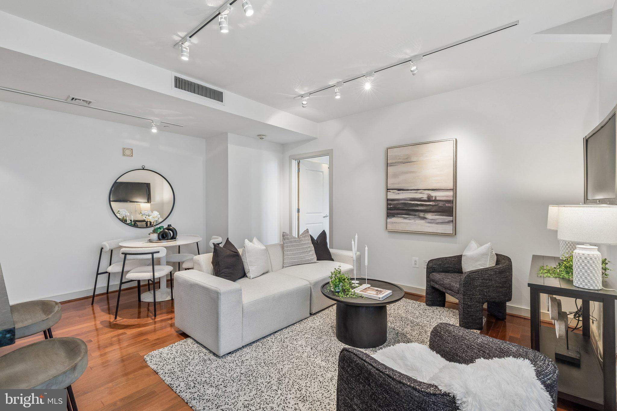 111 S 15TH STREET 2204