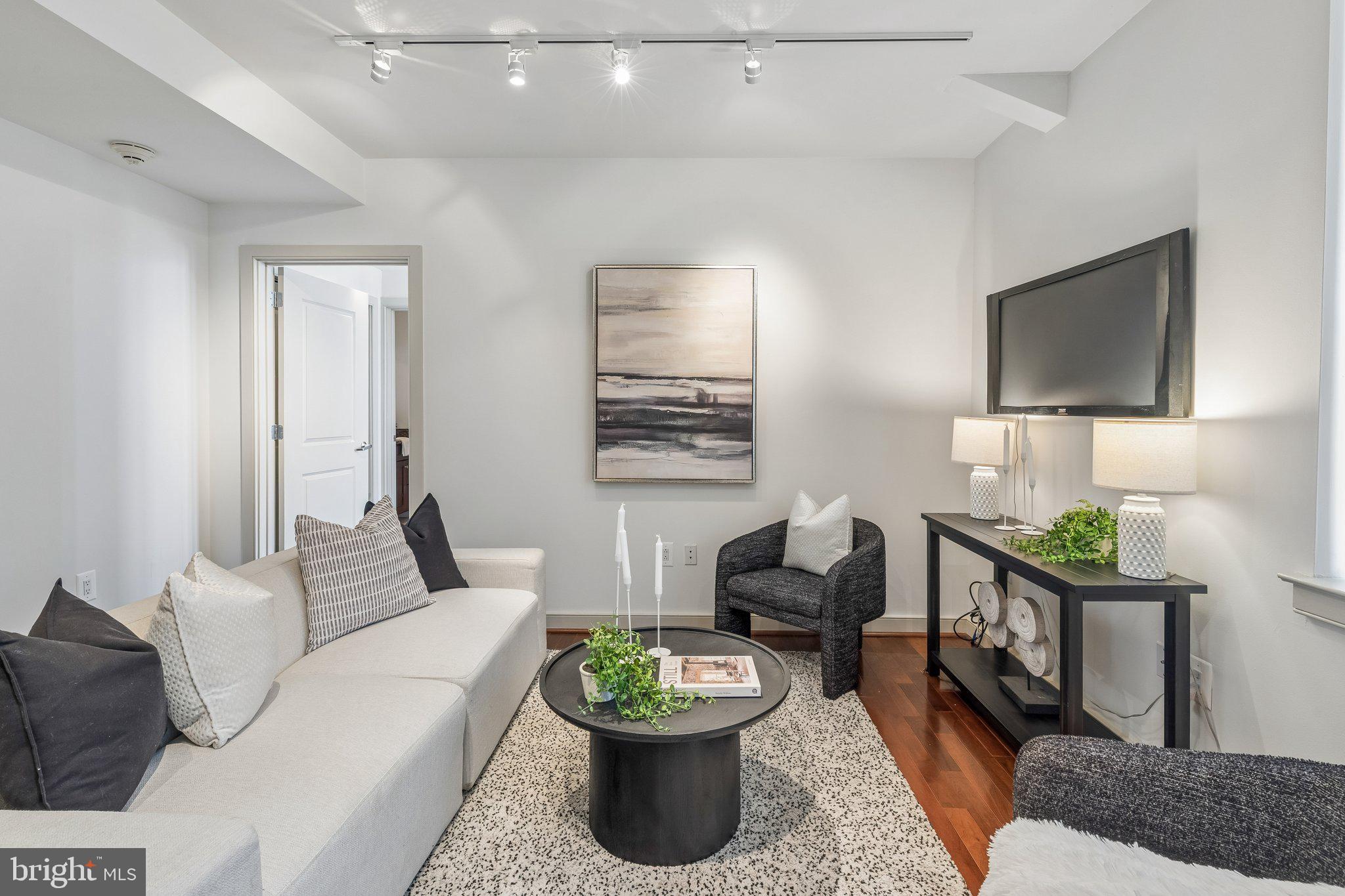 111 S 15TH STREET 2204