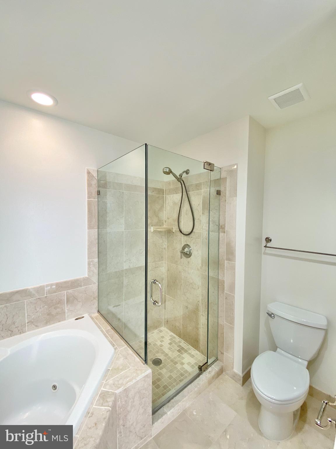 PALISADES PARK - Residential Lease