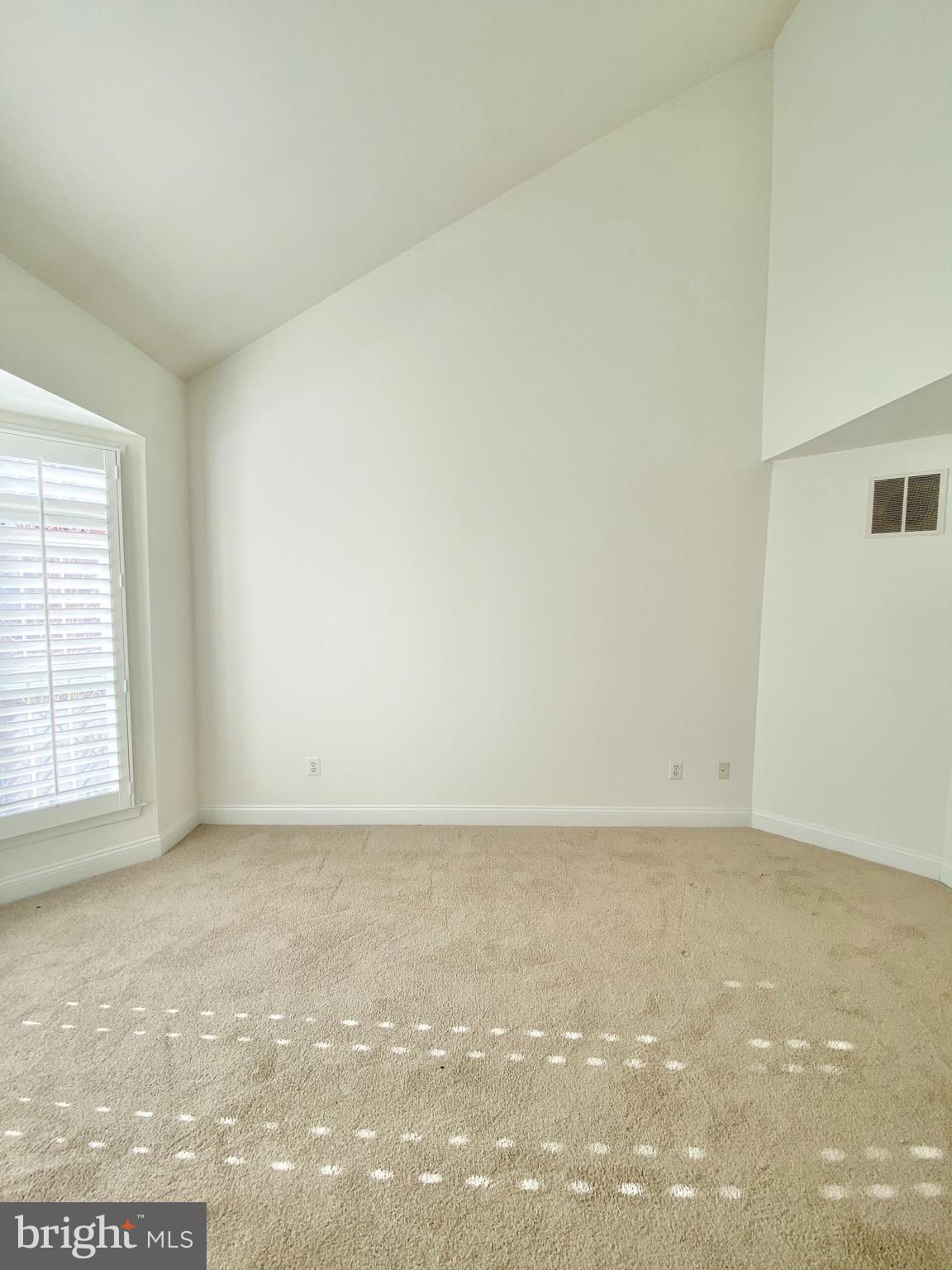 PALISADES PARK - Residential Lease