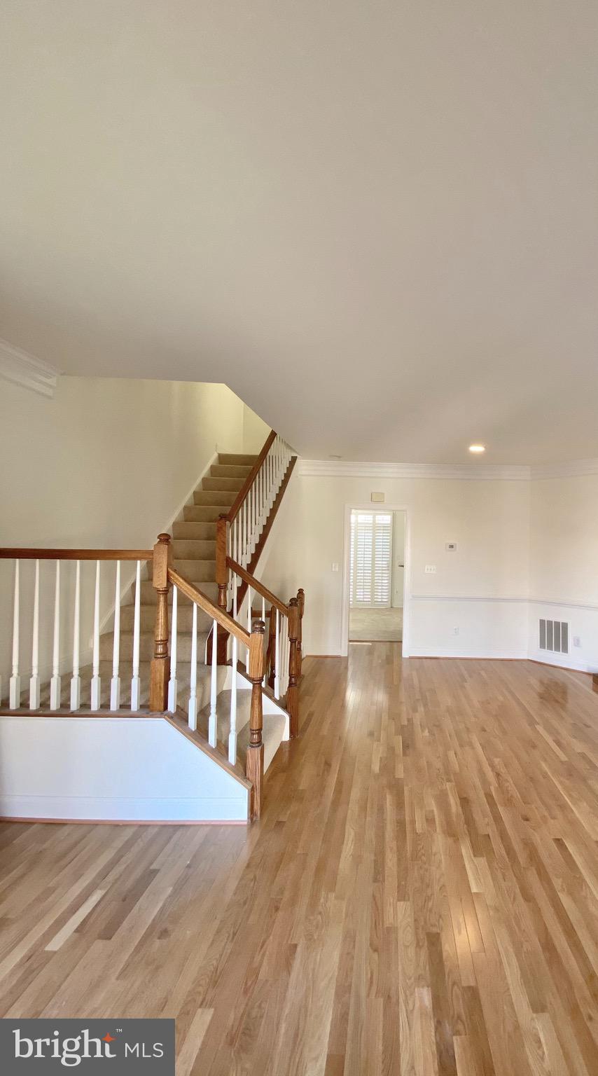 PALISADES PARK - Residential Lease