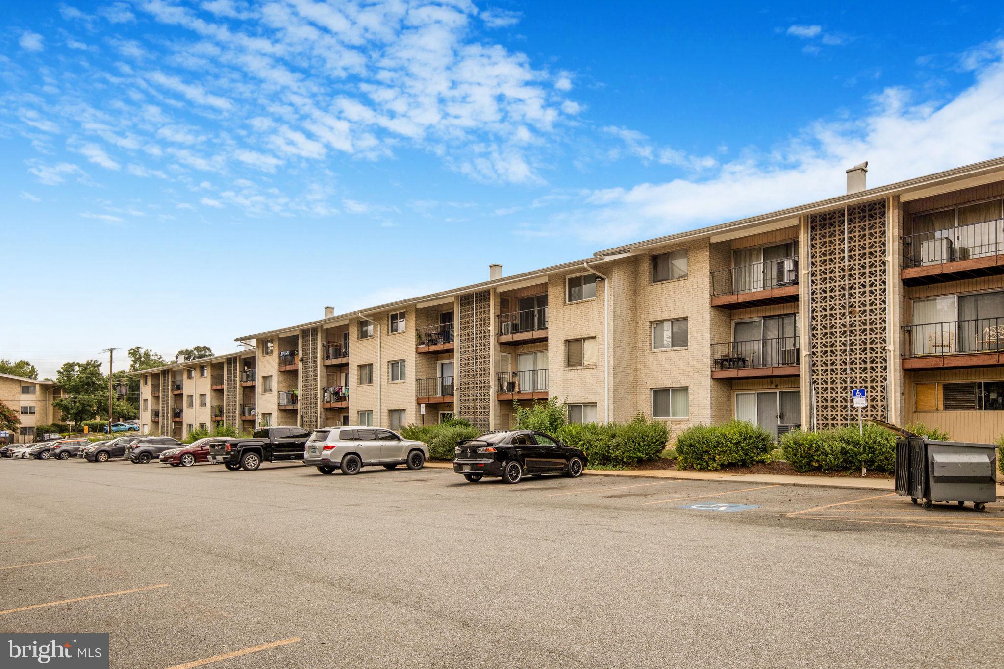CARROLLAN GARDENS - Residential