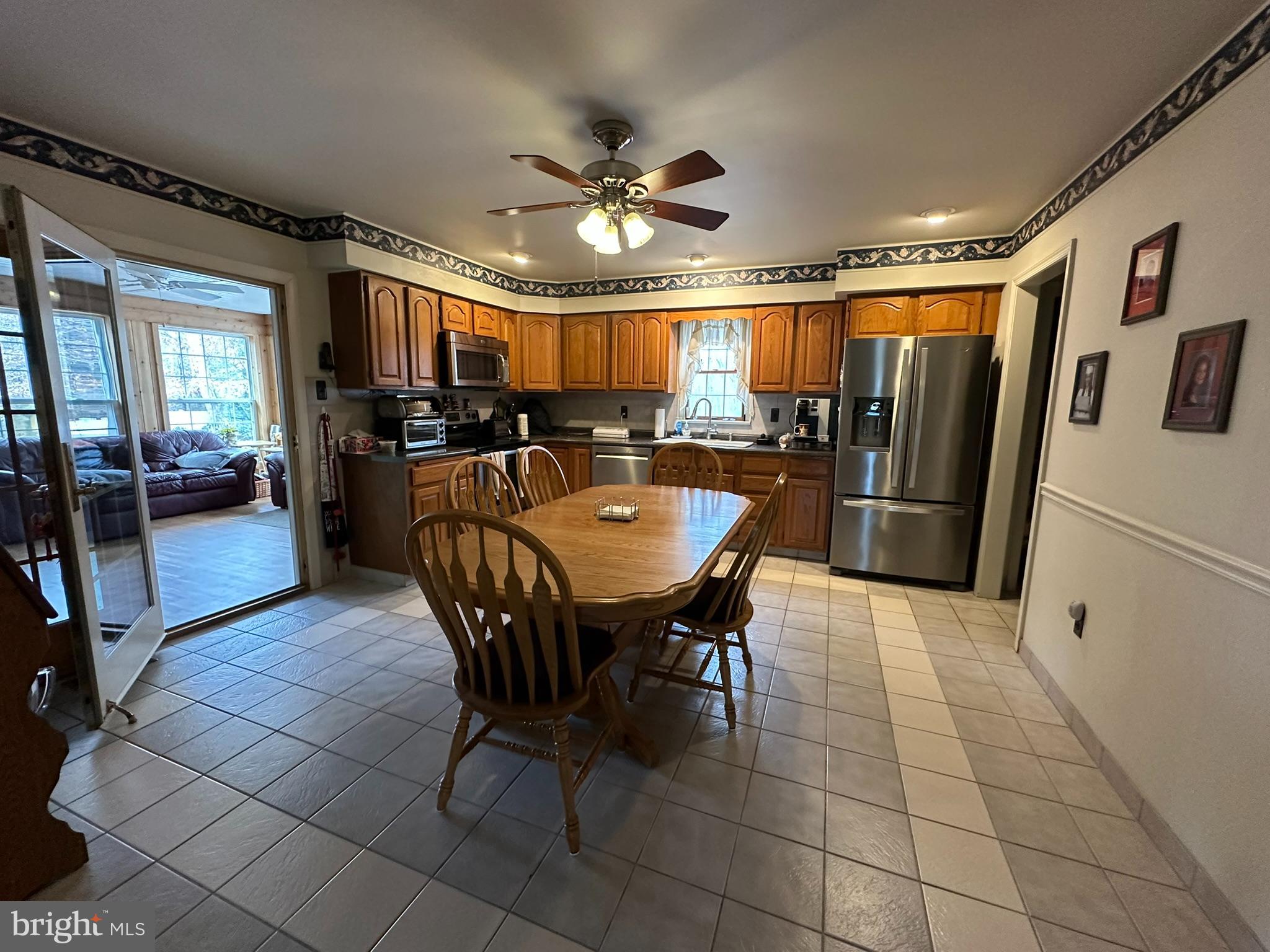 26 MEETINGHOUSE COURT