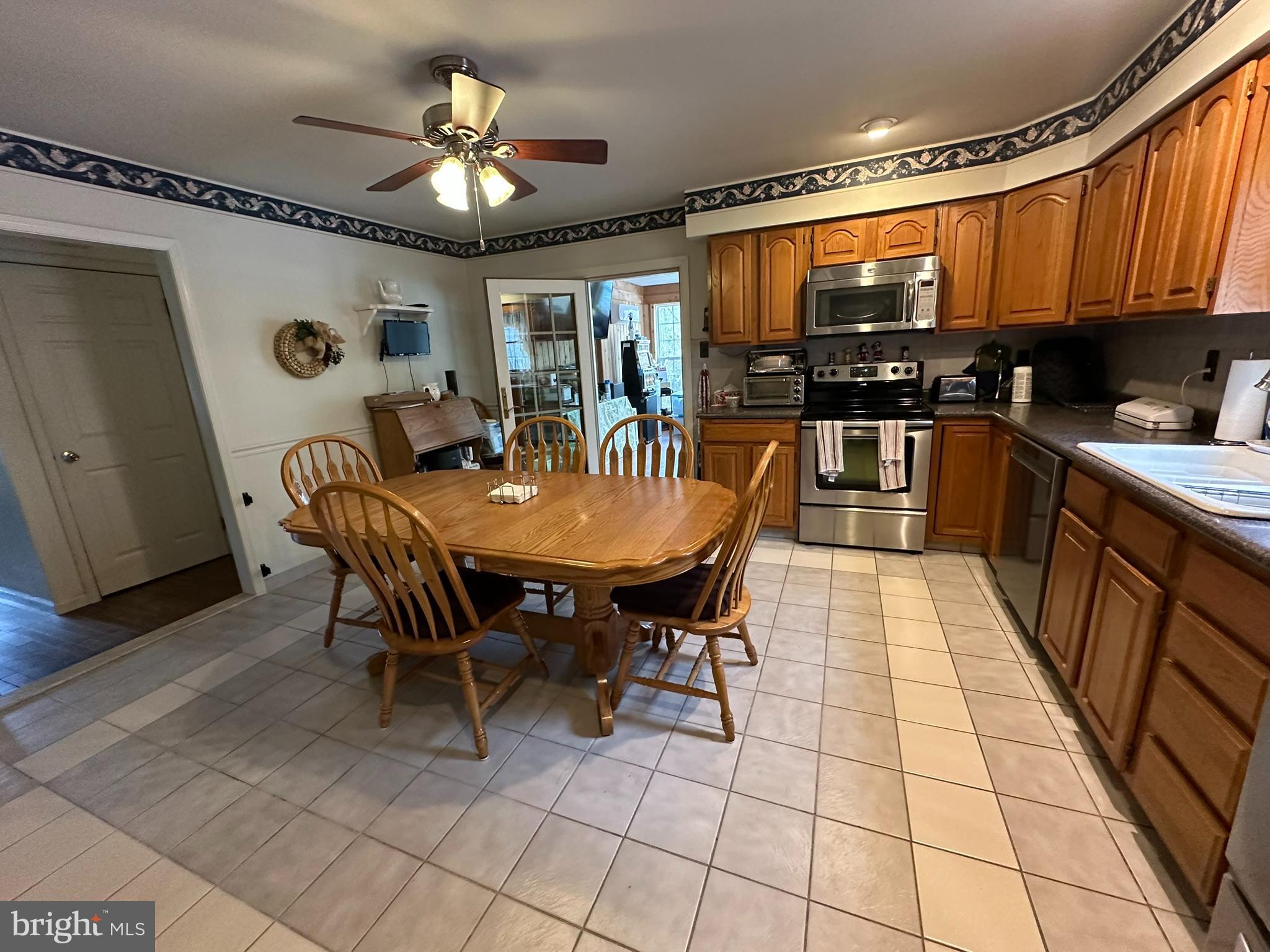 26 MEETINGHOUSE COURT